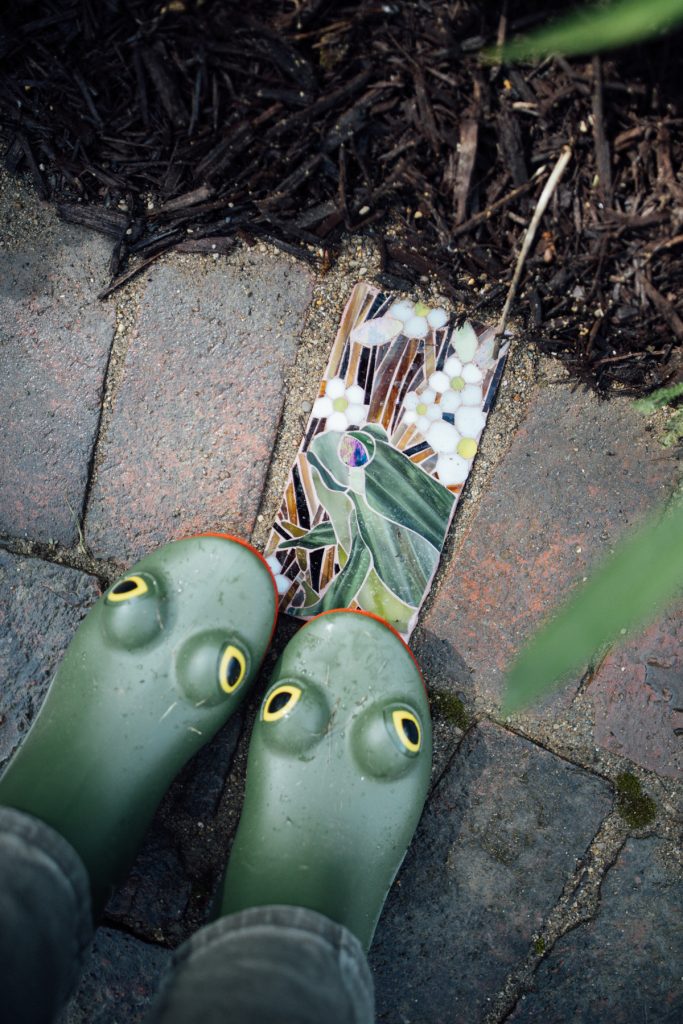 frog mosaic